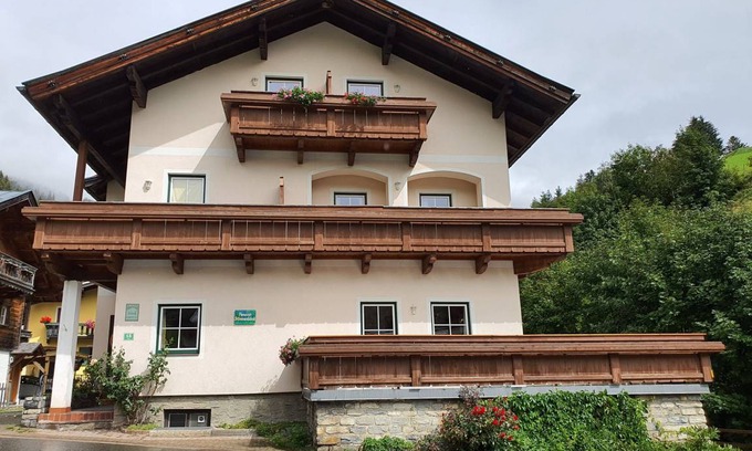 Dienten am Hochkoenig Apartment | Appartment 1 - 6PAX EG