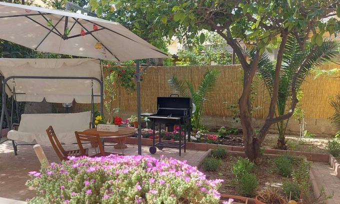 Province of Cagliari Apartment | APPARTAMENTO CON GIARDINO