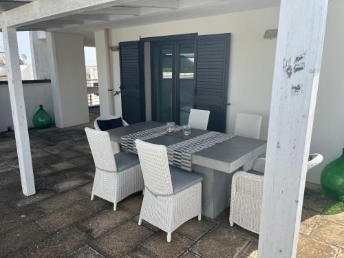 Martano Apartment | Appartamento su due livelli a Martano