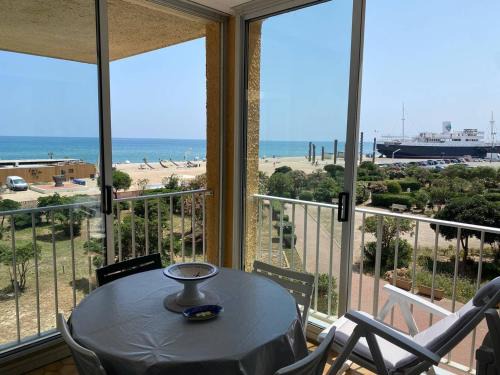 Le Barcares Apartment | Appartement 2 pièces 5 pers avec Parking au Barcarès - FR-1-81-643
