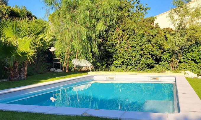 Le Cres Apartment | Appartement Avec Jardin et Piscine