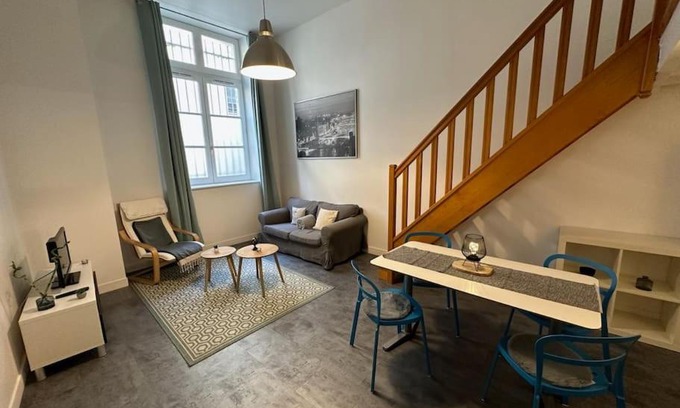 Quartier Vieux Marche-Cathedrale Apartment | Appartement dans ancien Hôtel historique
