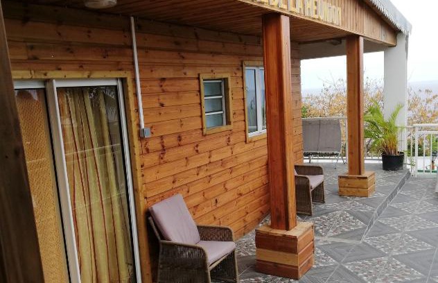 La Possession Apartment | Appartement de 2 chambres avec vue sur la mer jardin clos et wifi a la possession