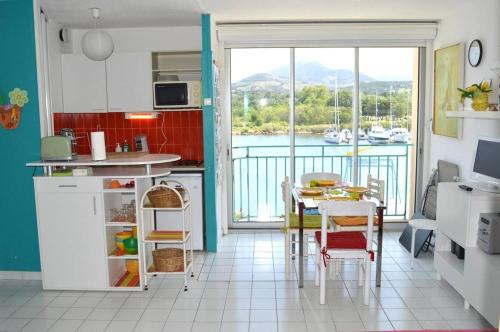 Plage d'Argeles Apartment | Appartement deux pièces cabine ARGELES SUR MER AR260-214