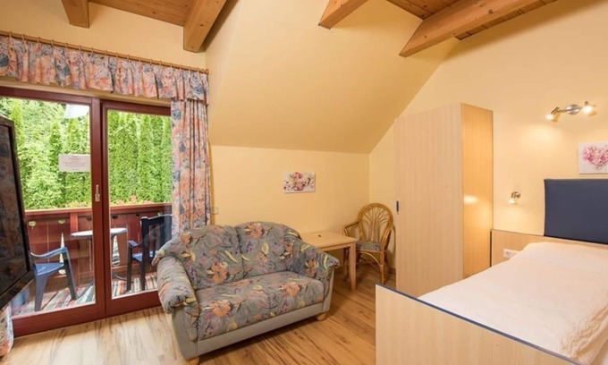 Aifersdorf House | Appartement für 3 Pers. m. Blk. - Hotel Restaurant Kärntner Stub´n