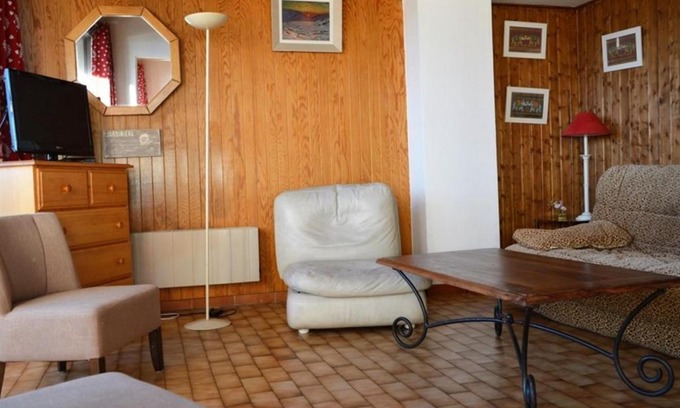 Font-Romeu-Odeillo-Via Apartment | Appartement Font-Romeu-Odeillo-Via, 4 pièces, 8 personnes - FR-1-580-21