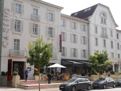 Vittel Apartment | Appartement lumineux 4* pour 2 à Vittel, proche thermes, WiFi, parking gratuit - FR-1-589-745