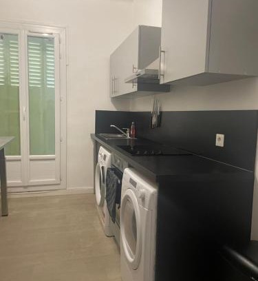 5th Arrondissement Apartment | Appartement Marseillais
