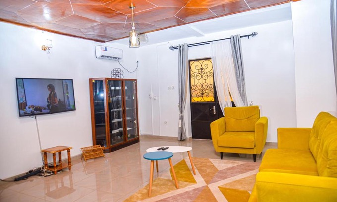 Yaounde Apartment | Appartement meublé 2 chambres avec salle de bain - 1 salon - 1e cuisine - La Concorde - Quartier Nkomkana