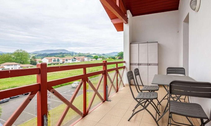Hendaye Apartment | Appartement moderne à Hendaye avec parking - FR-1-2-308