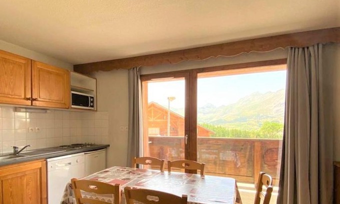 La Joue du Loup Apartment | Appartement rénové 6 pers, balcon, parking, animaux admis - FR-1-504-484