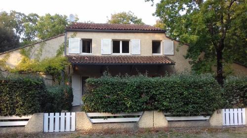 Soulac-sur-Mer Apartment | Appartement SOULAC SUR MER À 500 m de la plage N 1