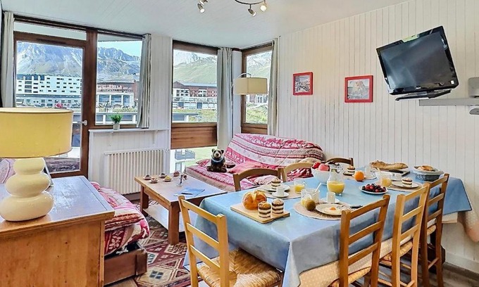 Le Lavachet Apartment | Appartement spacieux 4 pièces 8 pers à Tignes, Lavachet, proche pistes & commerces, balcon sud - FR-1-411-313