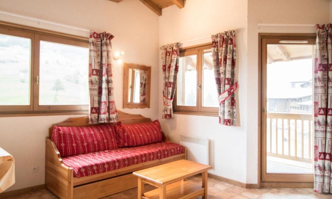 Val Cenis Apartment | Appartement spacieux pour 6 au pied des pistes avec PARKING et WIFI - FR-1-508-27