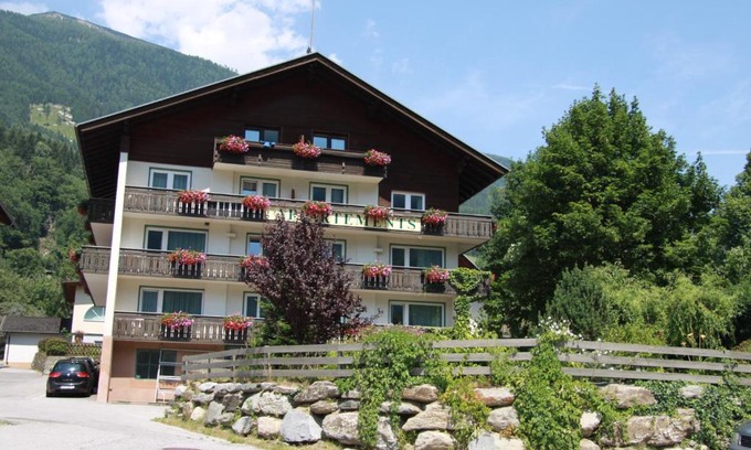 Flattach Apartment | Appartementhaus Sporthotel Mölltal