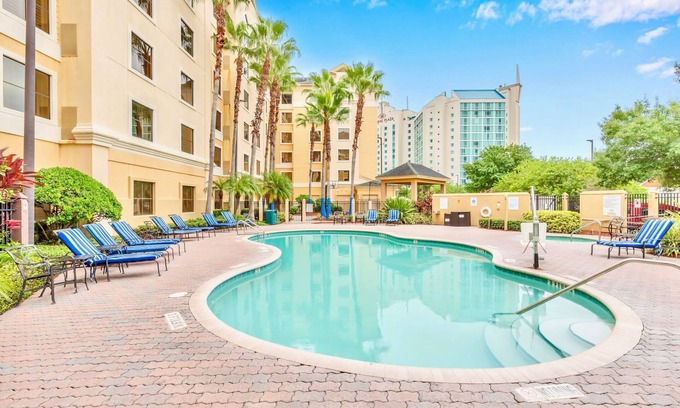 Florida Central Atlantic Coast Apartment | Apt Close to Universal Studios With Hot Tub, Pool!