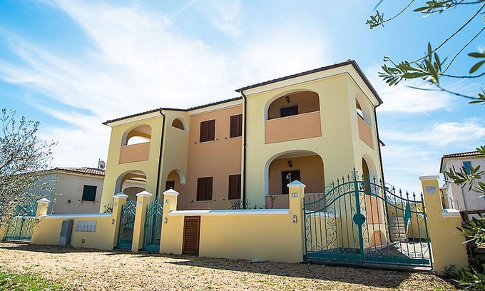 Orosei Apartment | Apt. Rosaria 4A shared Swimming Pool