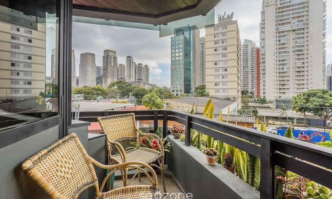 Brooklin Novo Apartment | Apt With Balcony, Near Shopping Morumbi PPE0302