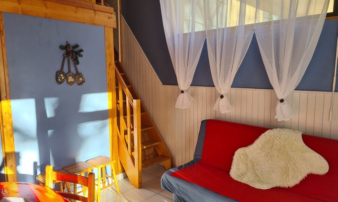 Vignec Apartment | Apt with bright living room on ground floor 500 m from cable cars, thermal baths and St Lary village