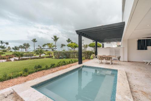 Cap Cana Marina Apartment | Apt with picuzzi in Cap Cana at Punta Palmera BA5