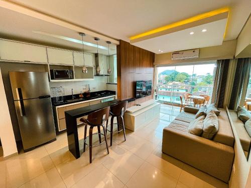 Umuarama House | Apto Alto Padrão C/Suíte, SmarTV, Wi-FI e Piscina