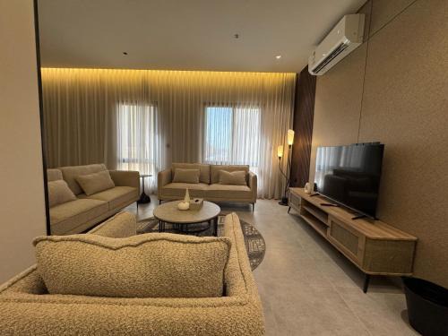 Riyadh Apartment | Arabian Nights - Lux 3BR Apt - Al-Arid, Riyadh