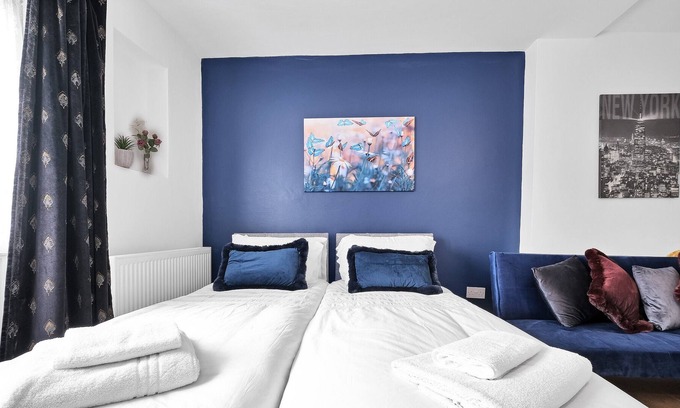 Norwood Green Apartment | Argyll Rooms 2 Self-Contained Studio with En-Suite