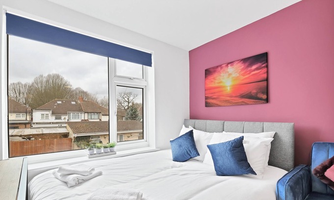 Norwood Green Apartment | Argyll Rooms 3 Self-Contained Studio with En-Suite
