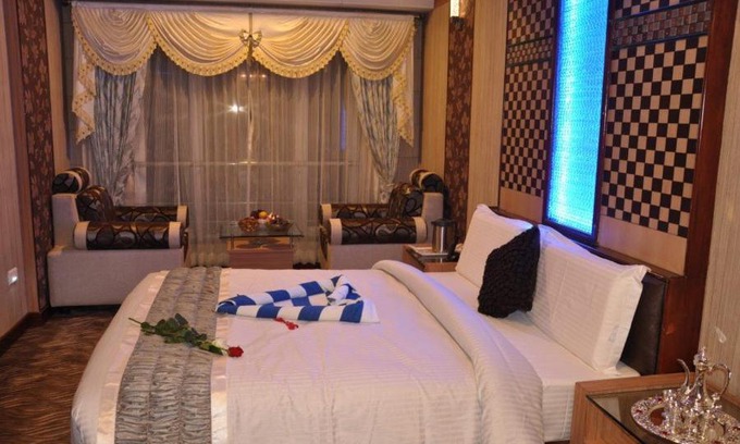 Ooty Hotel | Astoria Residency