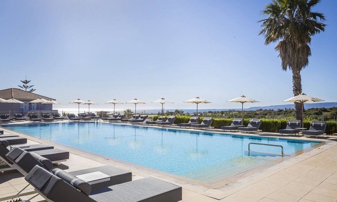 Sarlata Apartment | Astra Village Hotel Suites