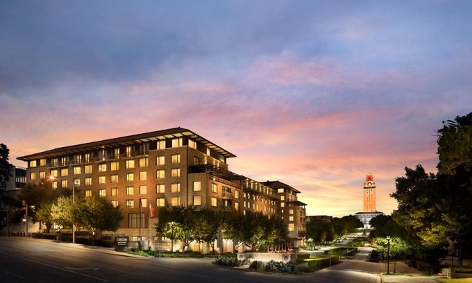 Austin Hotel | AT&T Hotel & Conference Center