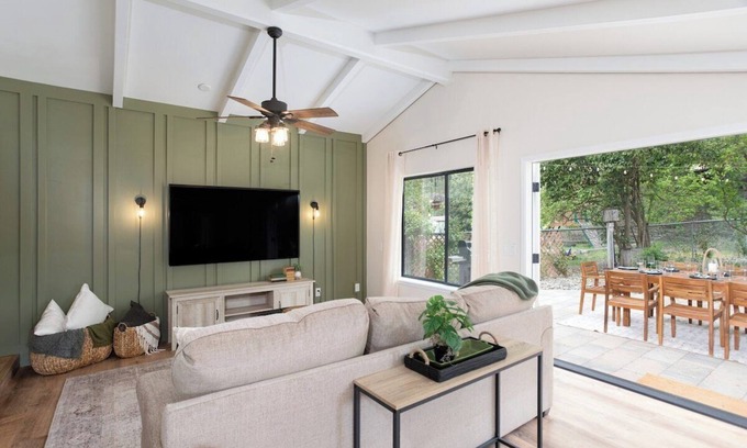 Atascadero House | Atascadero Retreat by Lake w/Game Room!