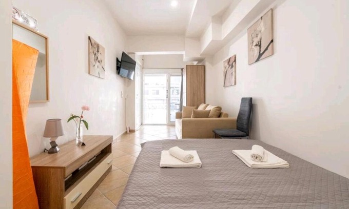 Nea Smirni Apartment | "Athena 1" studios in Athens !