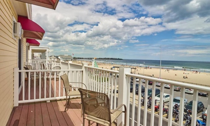 Hampton Hotel | Atlantic Sands