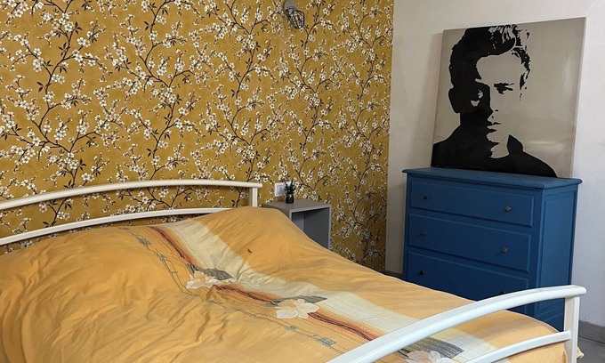 Mezieres-sur-Seine Apartment | Attractive souplex apartment in a main residence
