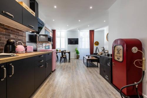 Hotel-de-Ville Apartment | Au cœur du Vieux Port - Le quai bourgeois