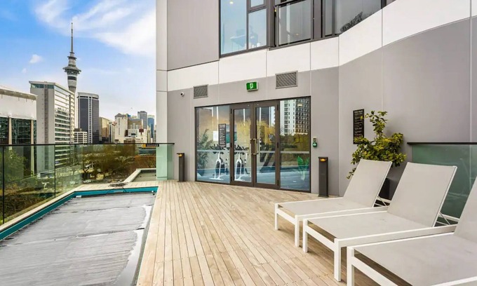 Newton Apartment | Auckland City Charm - 2BR Haven by Zodiak Stays