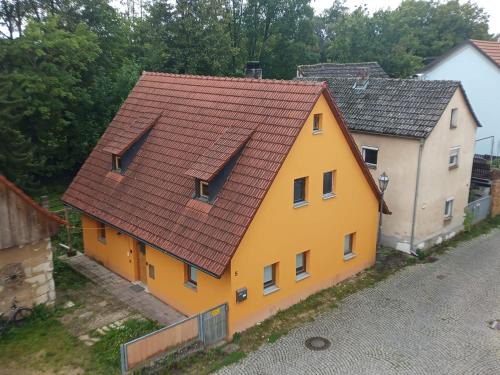 Hochstadt an der Aisch House | Aureus Fons, Ganzes Haus, Altstadt 160 m, 24h Selbst-Check-in, Wi-Fi