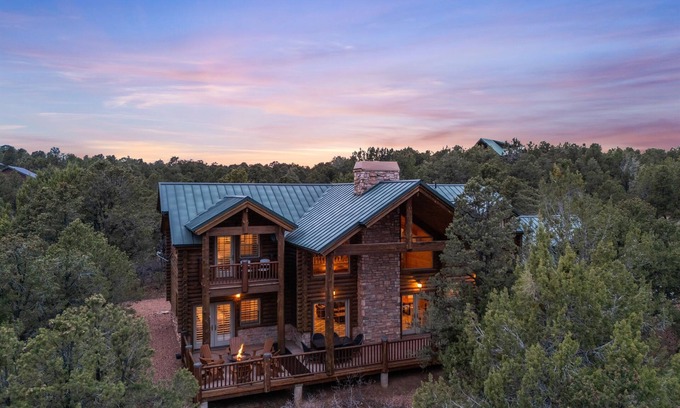 Zion National Park East Entrance Cabin | Authentic log cabin minutes from Zion NP