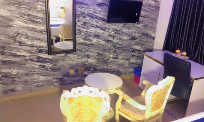 Ikeja Hotel | Autograph Apartment