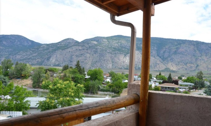 Okanagan-Similkameen Hotel | Avalon Inn