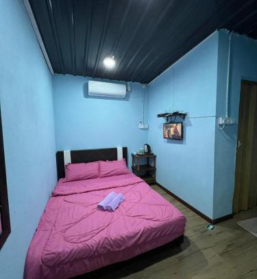 Setiu Hotel | Avina's Standard Room