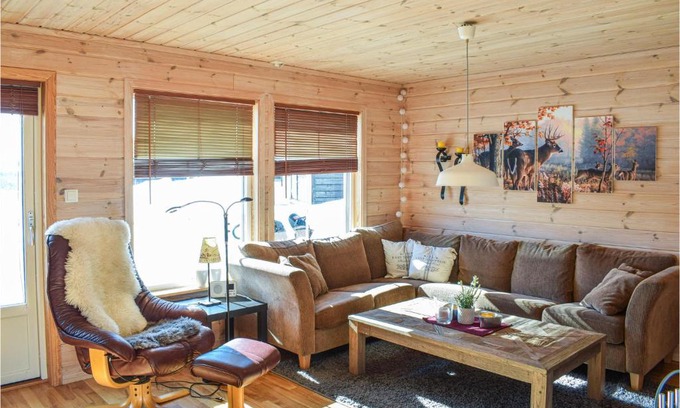 Ljosland Apartment | Awesome apartment in seral with 3 Bedrooms and Sauna
