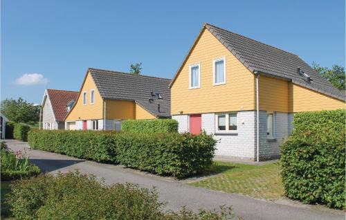 Wemeldinge House | Awesome Home In Wemeldinge With Sauna
