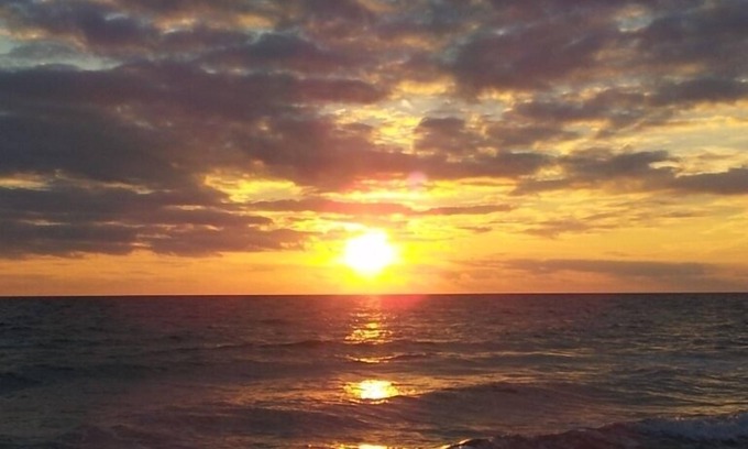 Petoskey Cottage | Awesome Location Near Petoskey Pier And Waterfront