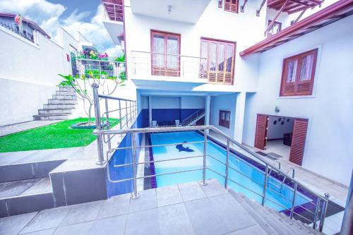 Homagama Hotel | Ayansa Villa Homagama