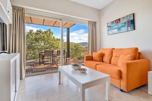Alhaurin de la Torre Apartment | Ayma Apartamento Sol Andalusí F