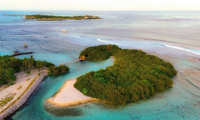 Thulusdhoo Island House | Azaya Beach Maldives Thulusdhoo