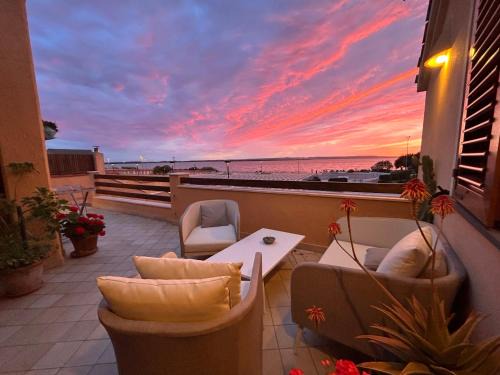 Cabras Bed & Breakfast | B&b Domo La Laguna