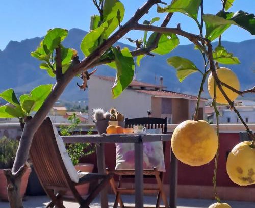 Sarroch Bed & Breakfast | B&B Domu Mea